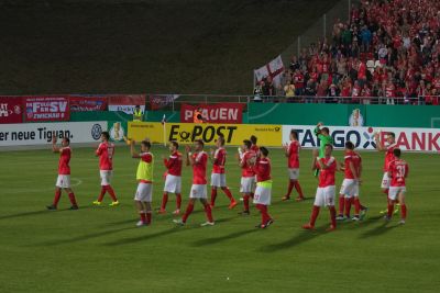 Stadion-Neubau Zwickau Erstes Spiel