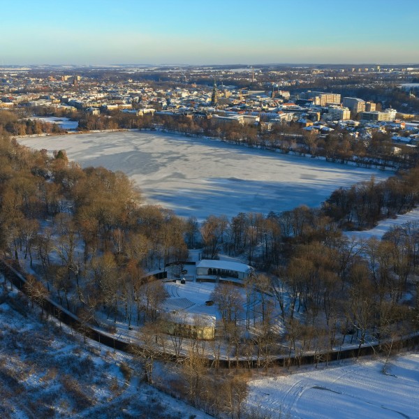 Zwickau Schwanenteich im Winter 2012 vs. 2024